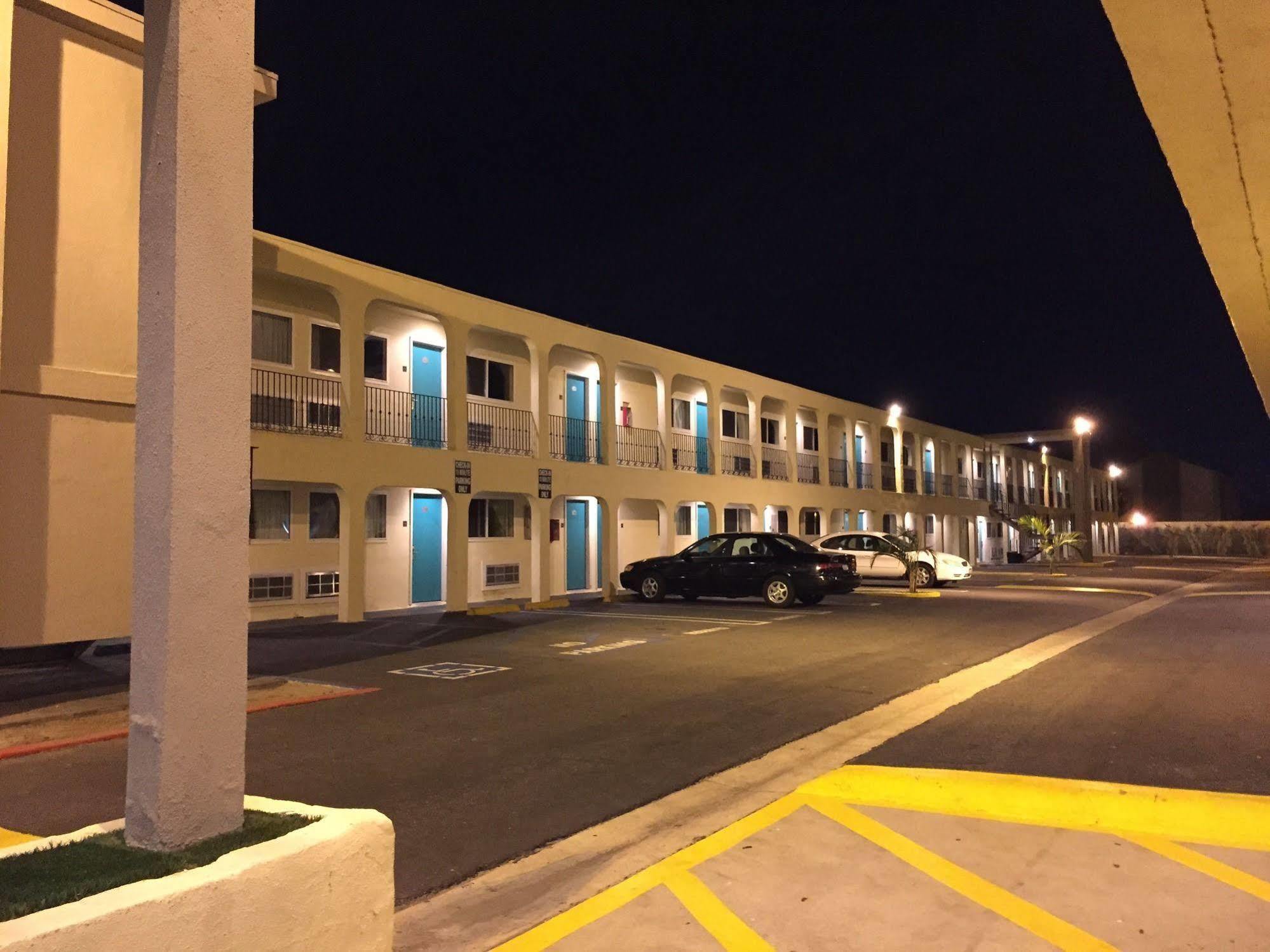 Anaheim Executive Inn & Suites Exterior foto